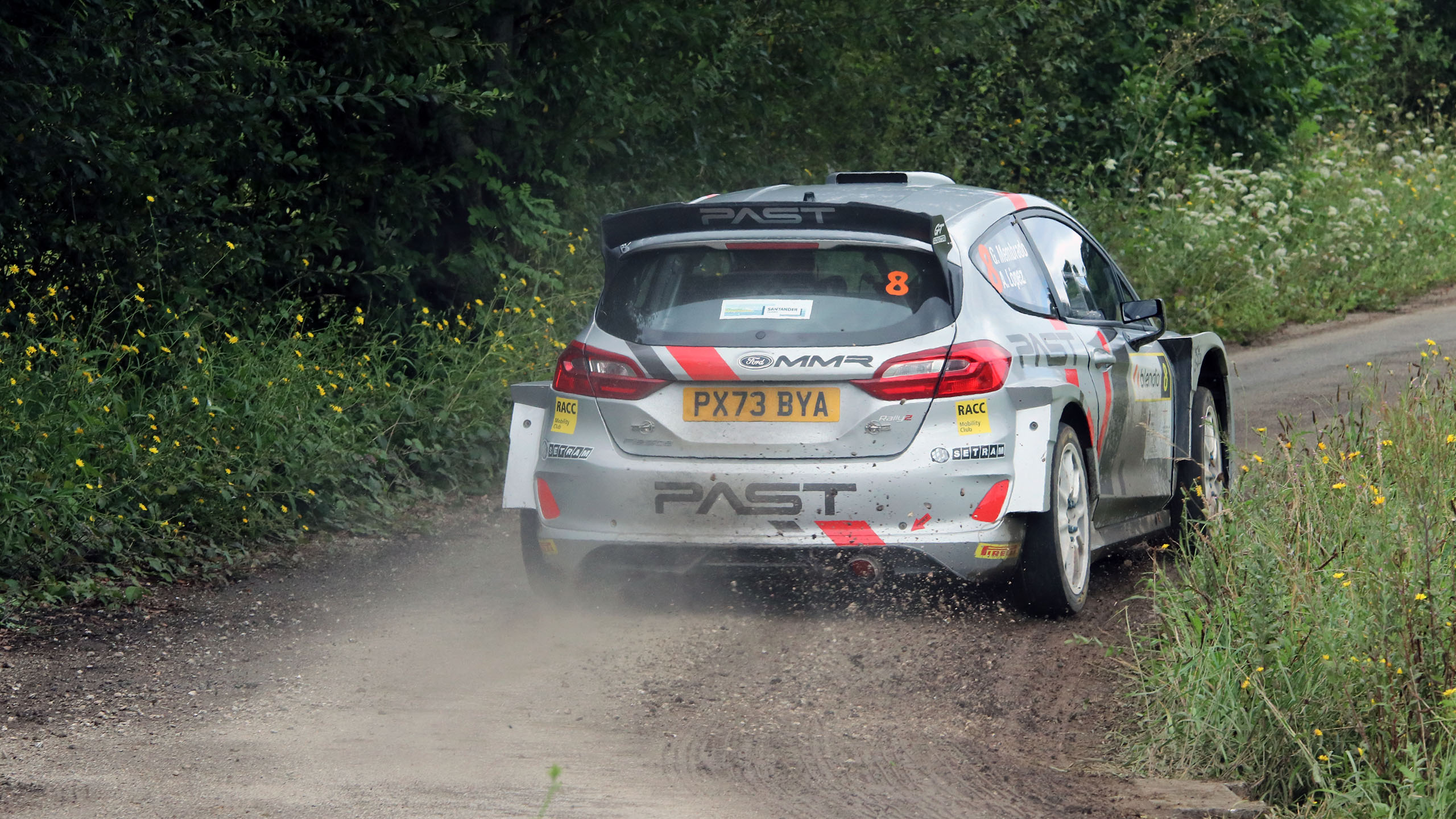 ESTOESRALLY.com background image