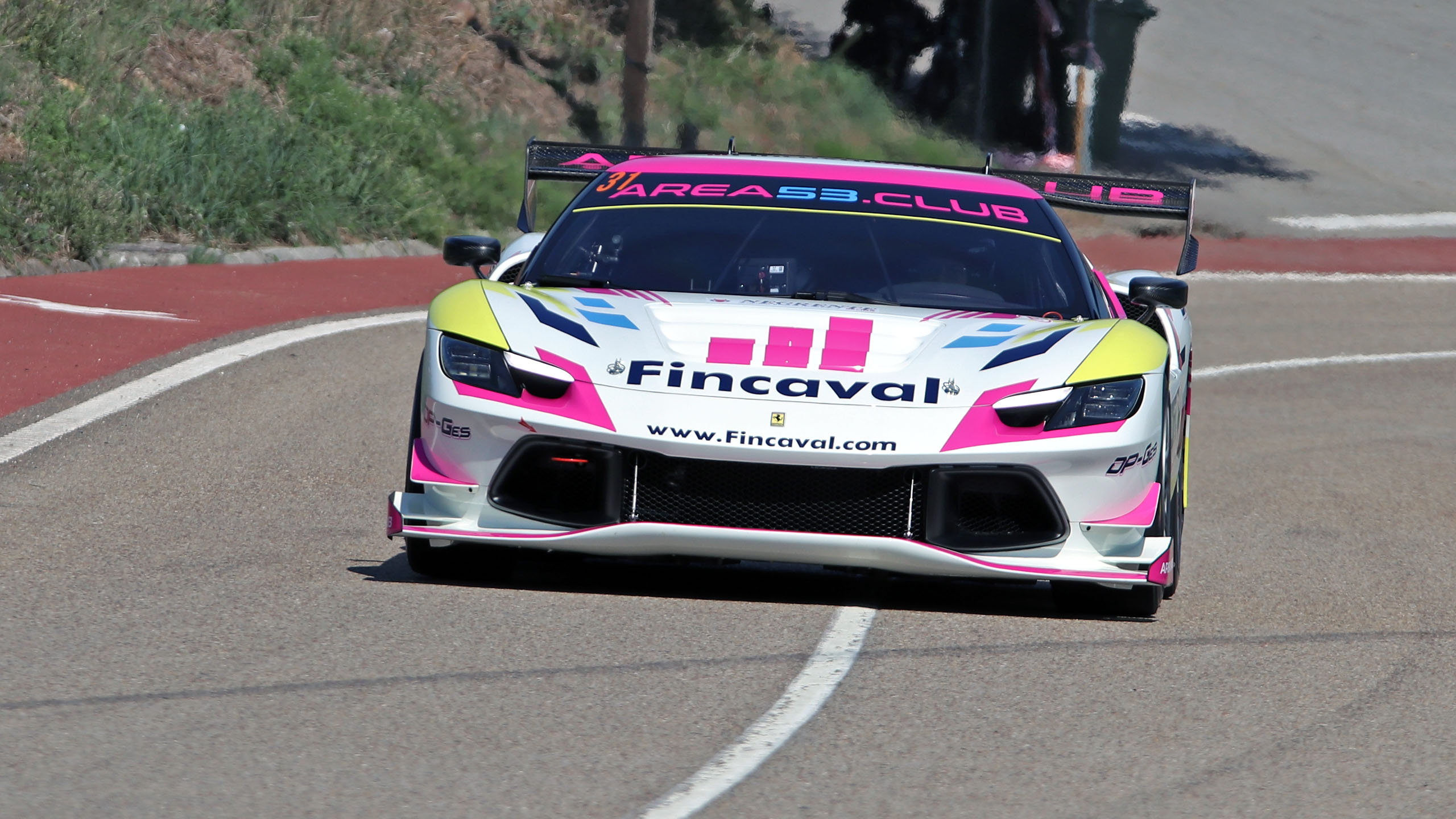 ESTOESRALLY.com background image