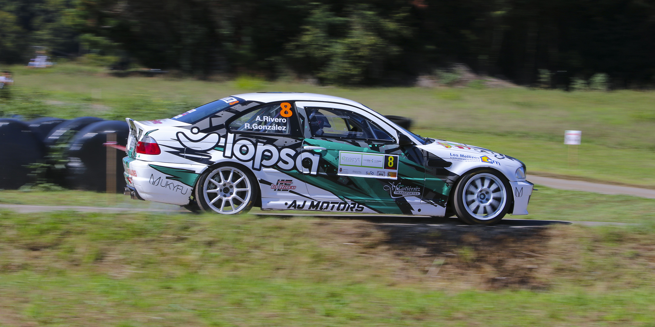 ESTOESRALLY.com background image